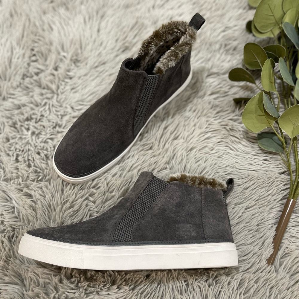 Toms Gray Ankle Boots with Fur Lining